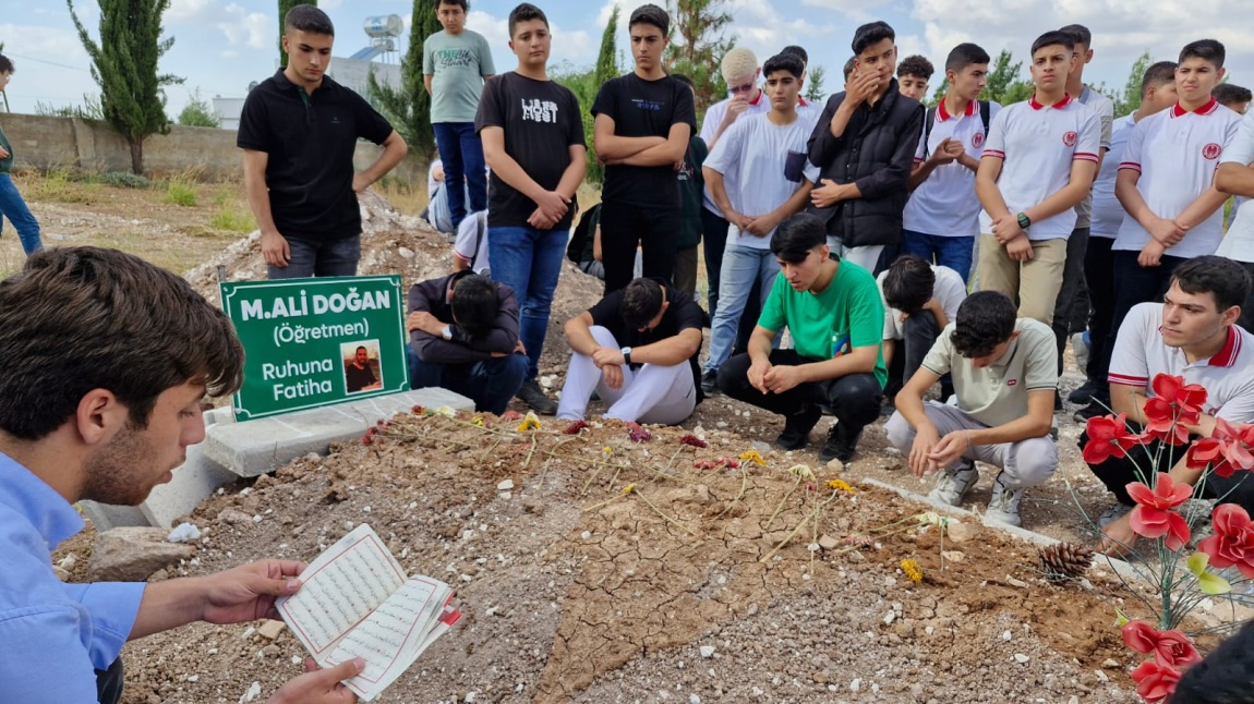 ÖĞRENCİLERİMİZDEN ANLAMLI VEFA...